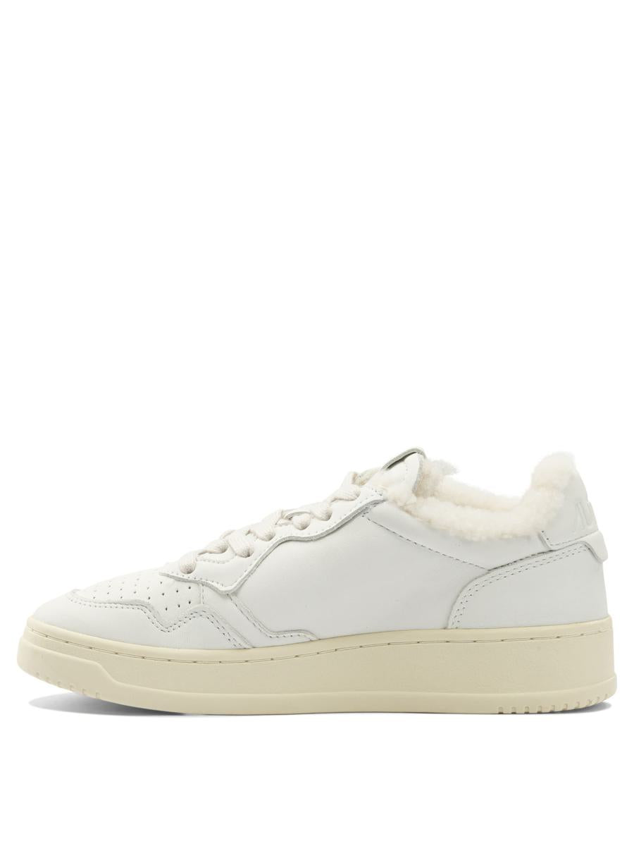 Autry "Medalist Low" Sneakers