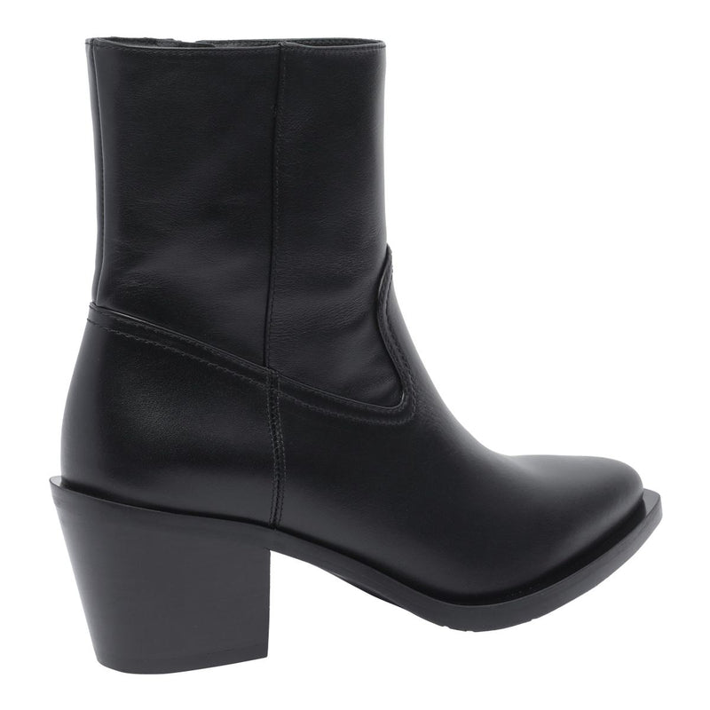Stuart Weitzman Boots