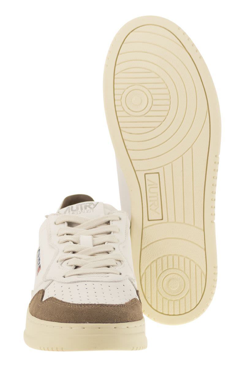 Autry Medalist Low - Leather And Suede Sneakers