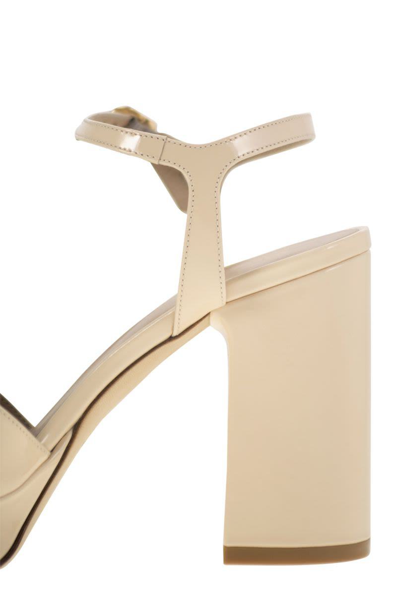 Stuart Weitzman Dayna - Leather Platform Sandal
