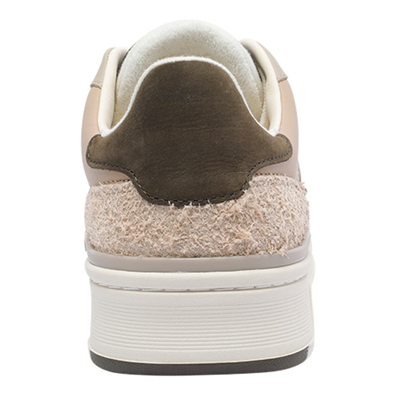 Axel Arigato Sneakers