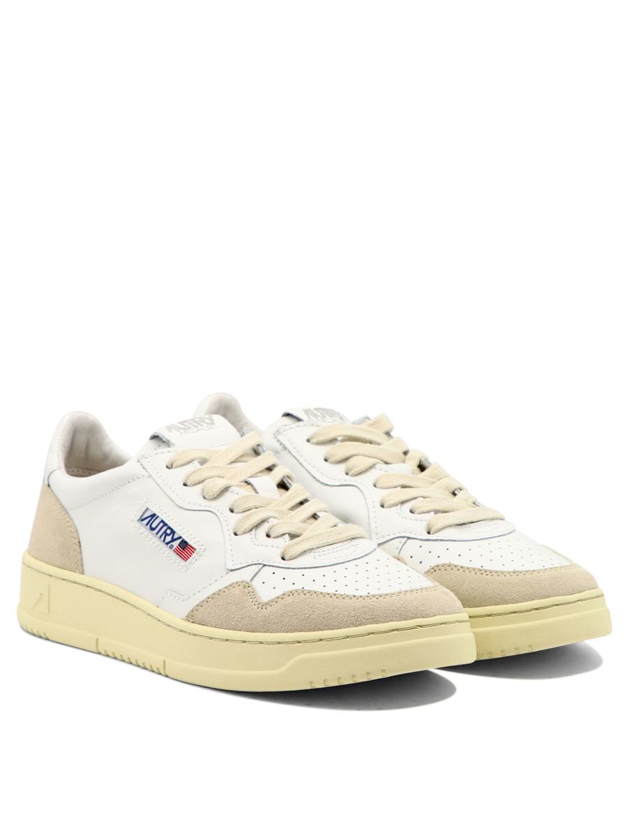 Autry "Medalist Low" Sneakers