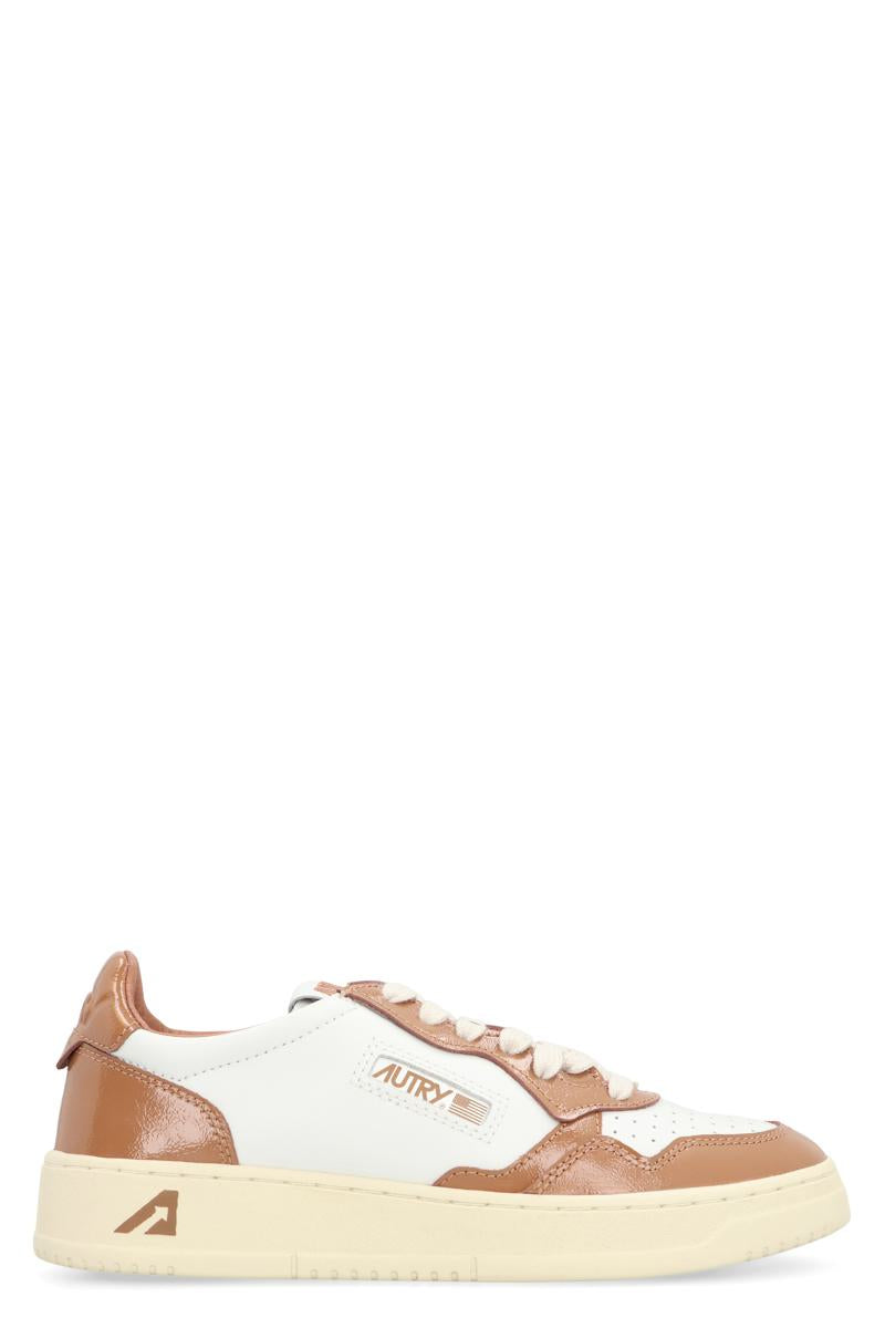 Autry Medalist Leather Low-Top Sneakers