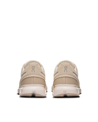 On Running Sneakers 2