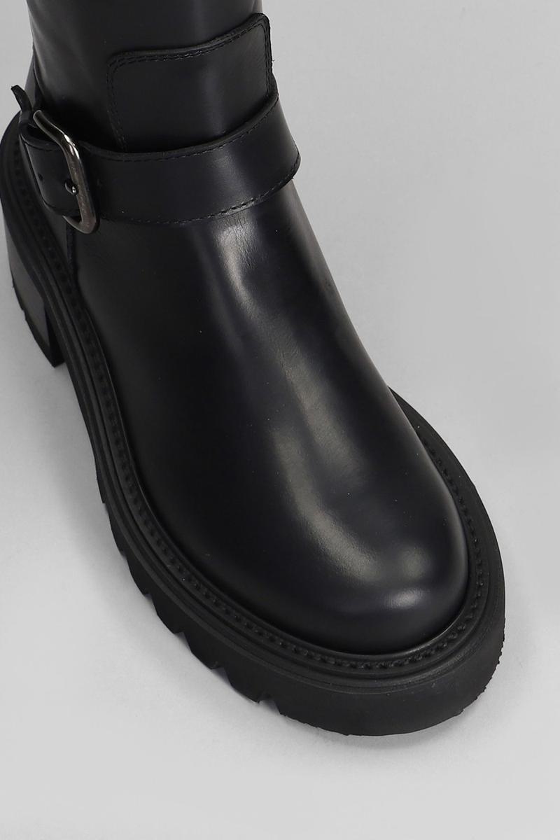 Via Roma 15 Low Heels Ankle Boots