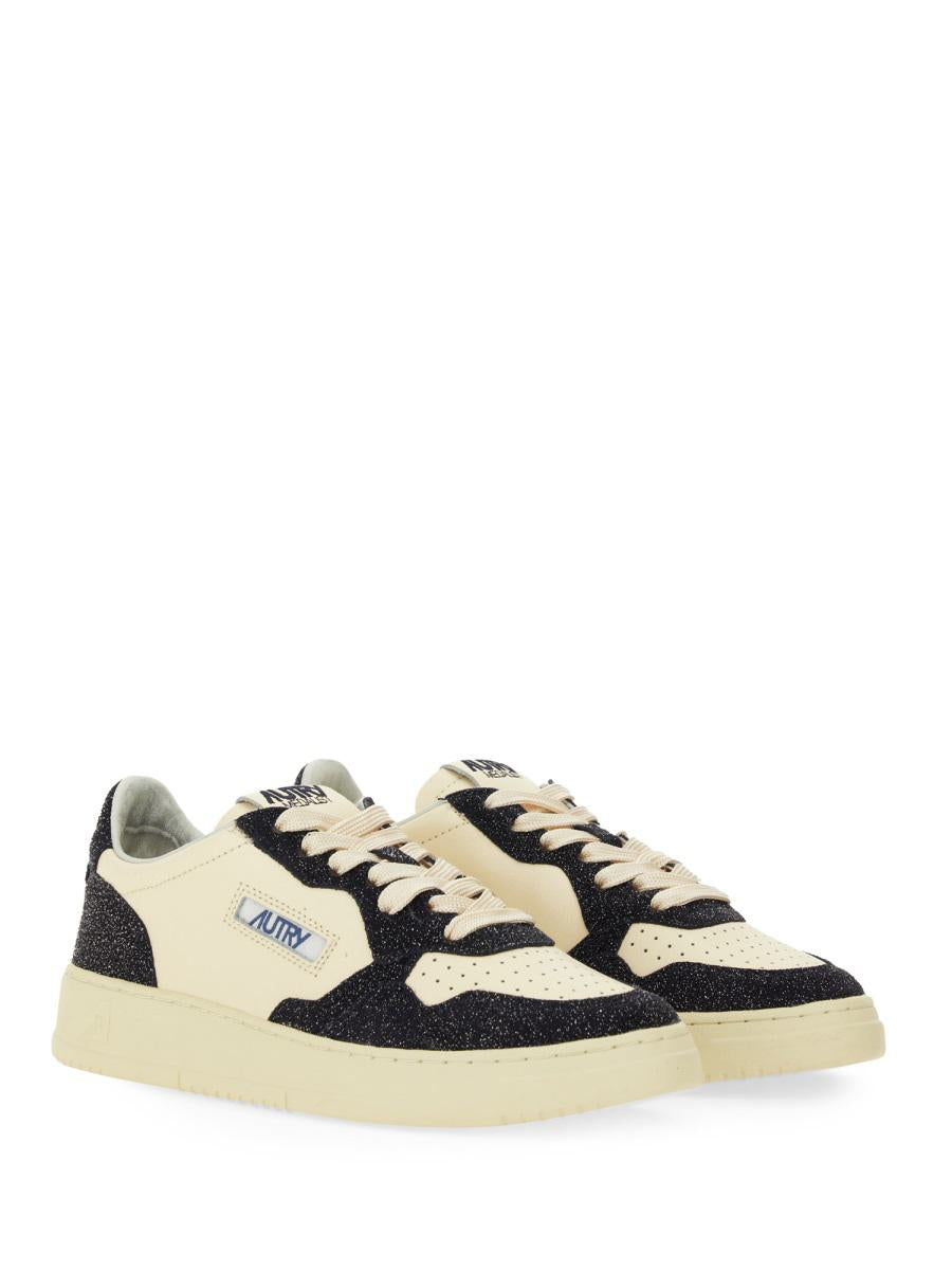 Autry "Medalist Low" Sneaker
