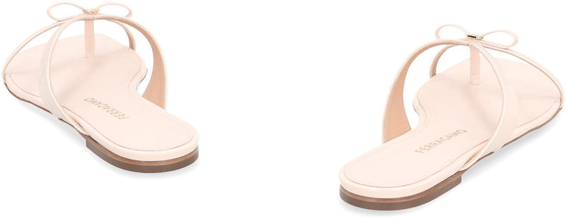 Salvatore Ferragamo Mini Bow Leather Flip-Flops