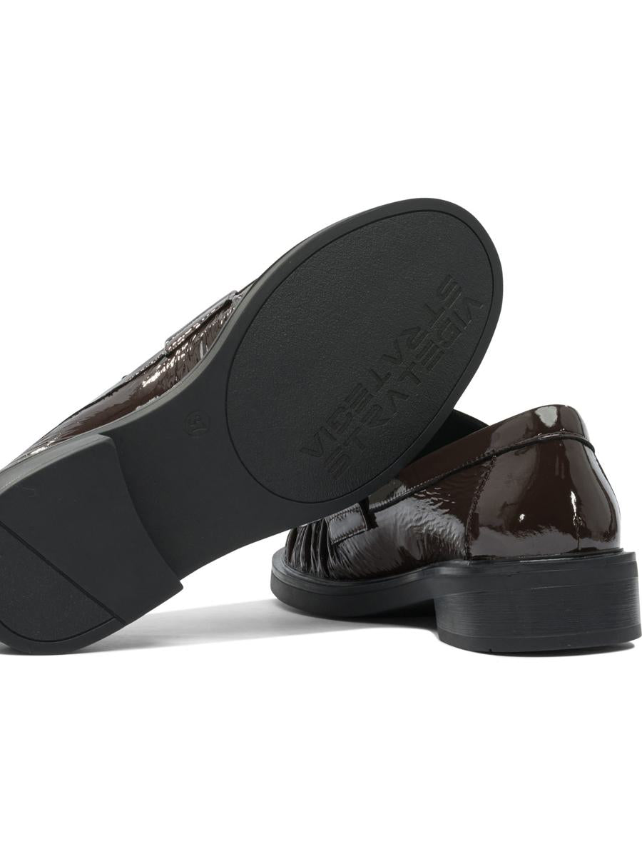 Strategia Loafers & Slippers