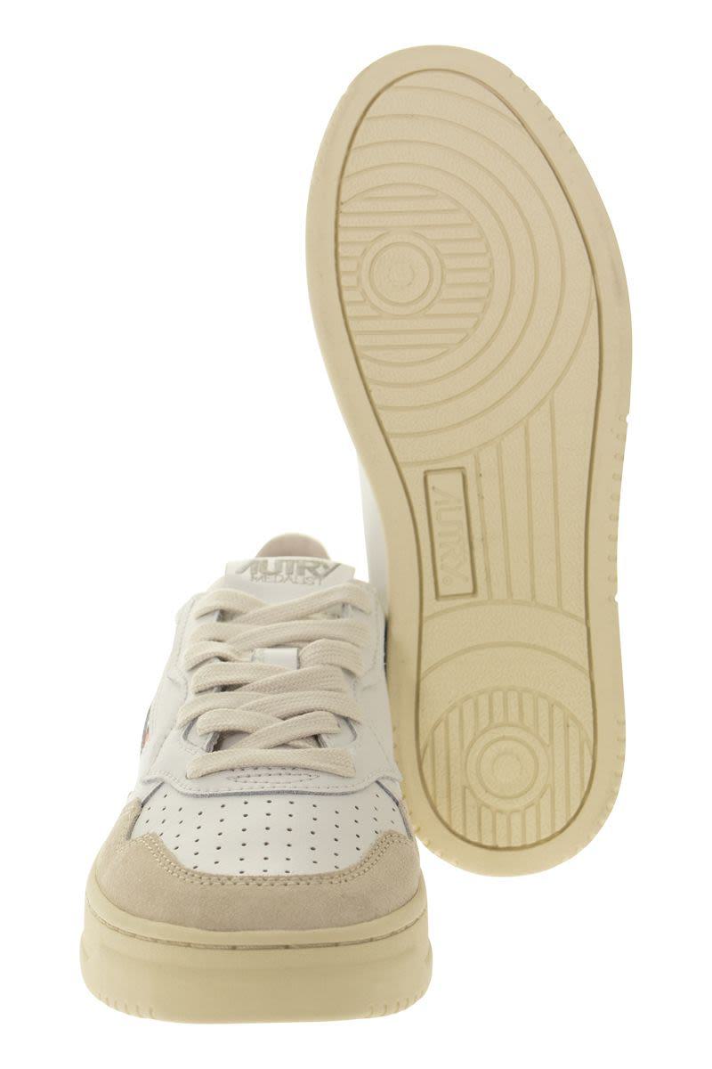 Autry Medalist Low - Leather And Suede Sneakers