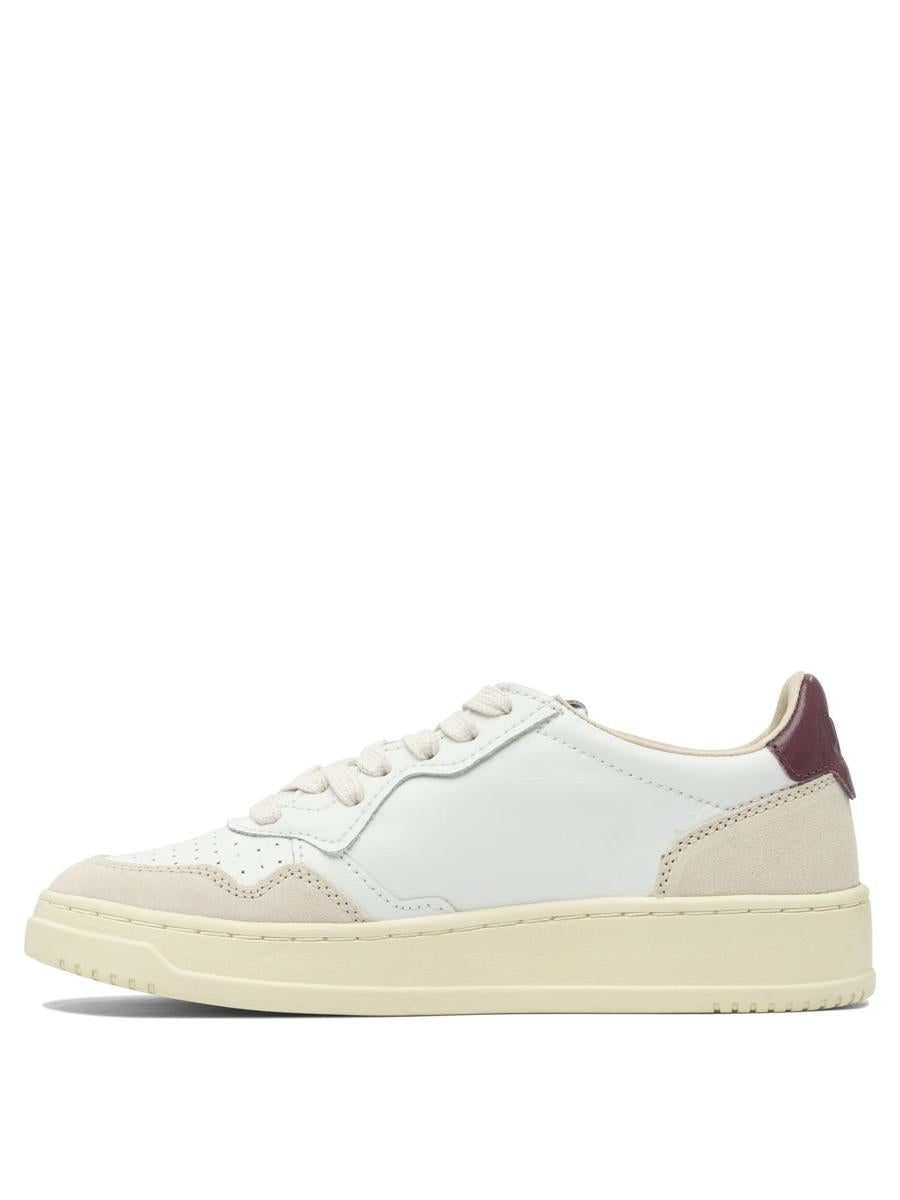 Autry "Medalist Low" Sneakers
