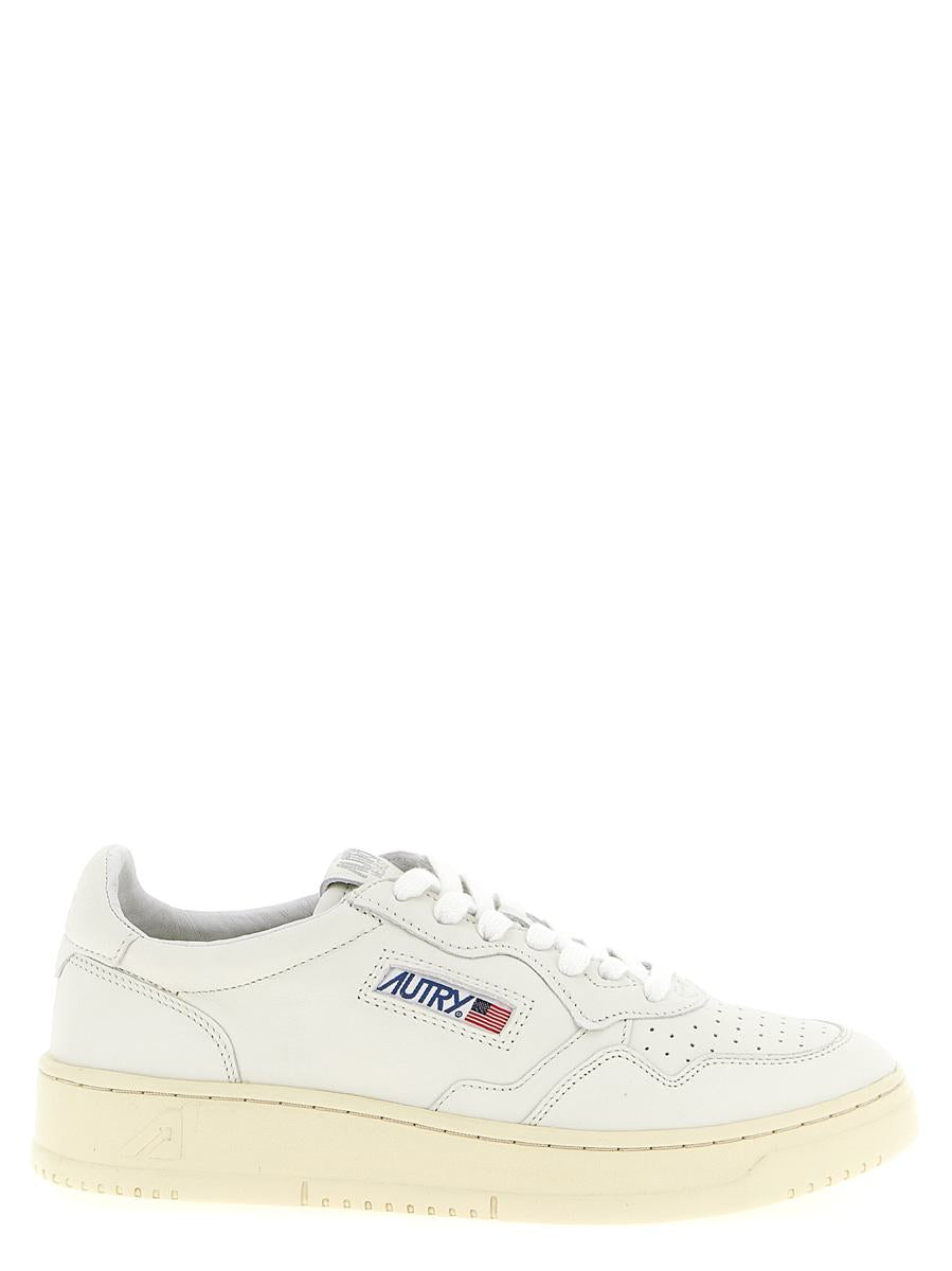 Autry 'Medalist Low' Sneaker