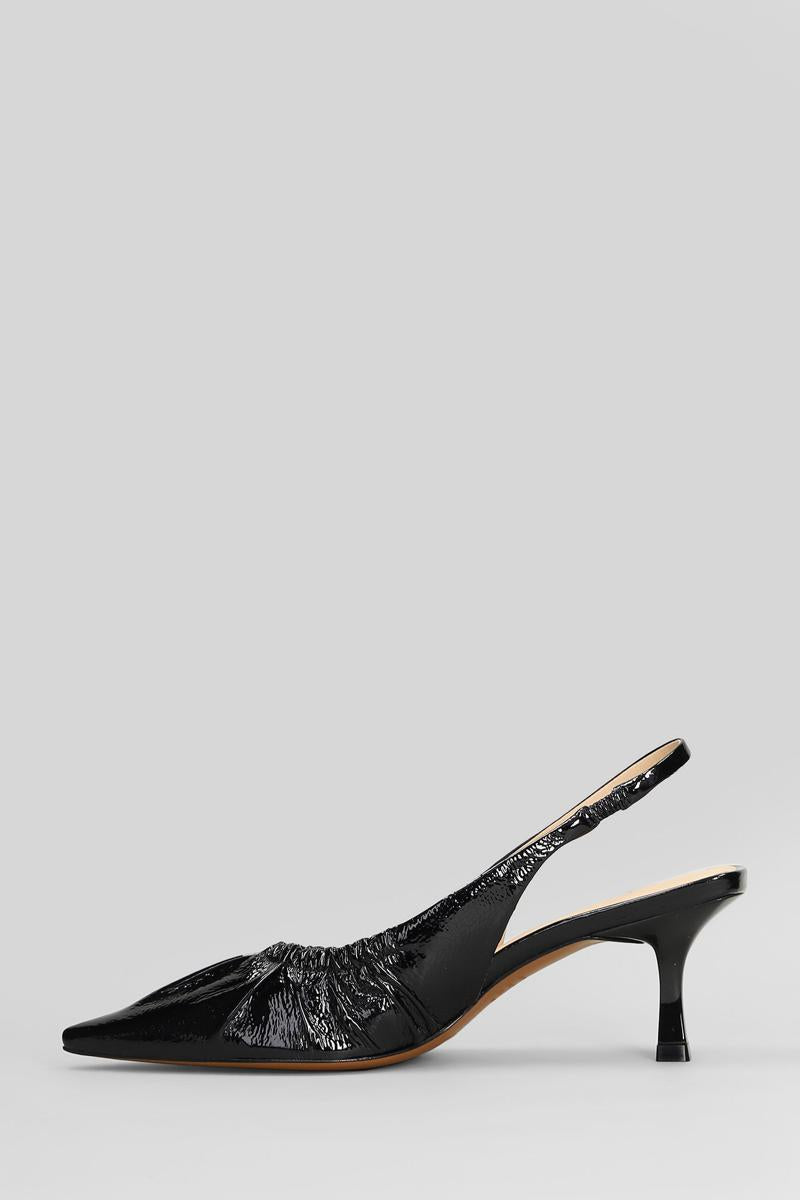 Guilhermina Pumps