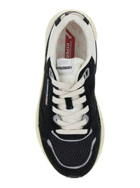 'Hyperway' Black Low Top Sneakers With Logo Patch On Tongue And Side In Suede And Mesh Woman