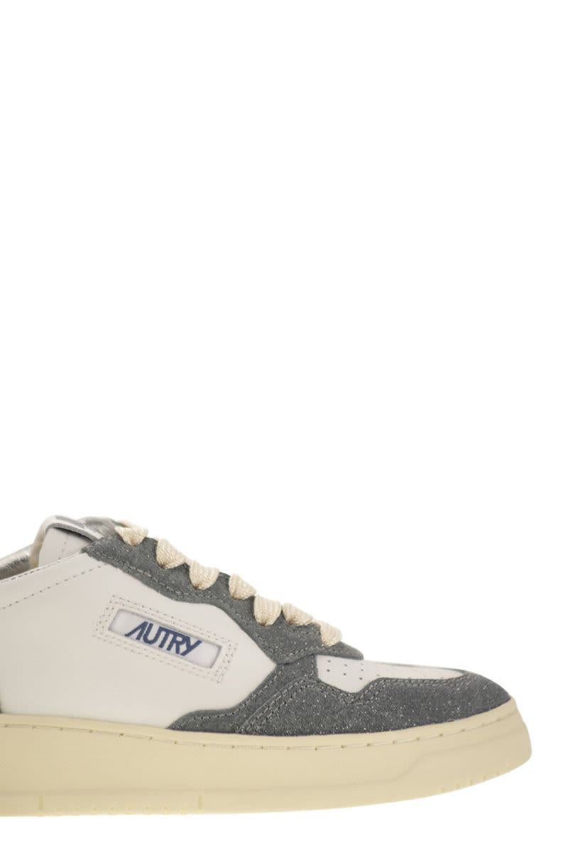 Autry Medalist Low - Sneakers With Two-Tone Glitter