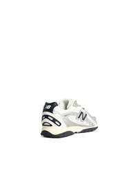 New Balance '204' White Fabric Blend Sneakers