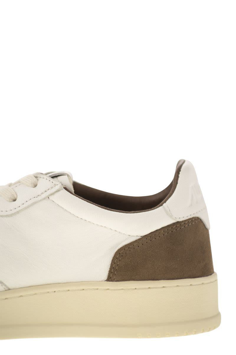 Autry Medalist Low - Sneakers In Goatskin And Suede
