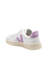 Veja Leather Sneaker