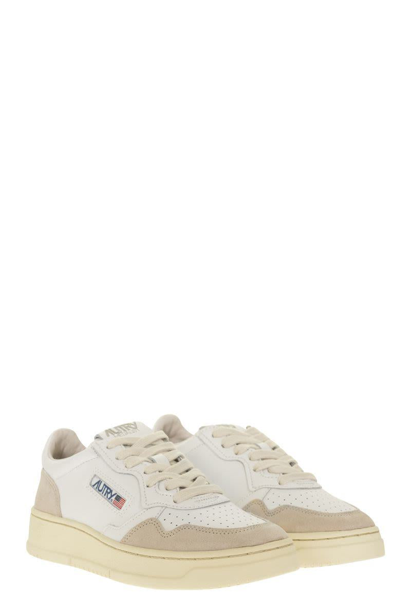 Autry Medalist Low - Leather And Suede Sneakers
