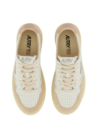 Autry "Medalist Low" Sneaker