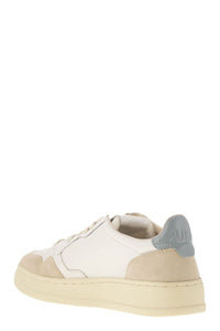 Autry Medalist Low - Leather And Suede Sneakers