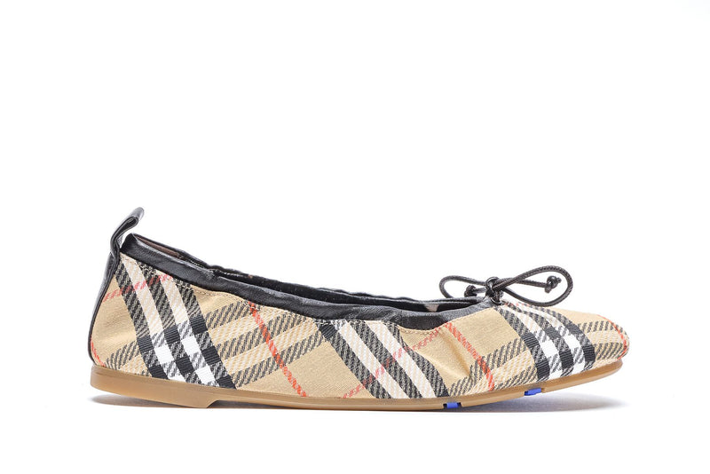 Burberry Flat Shoes