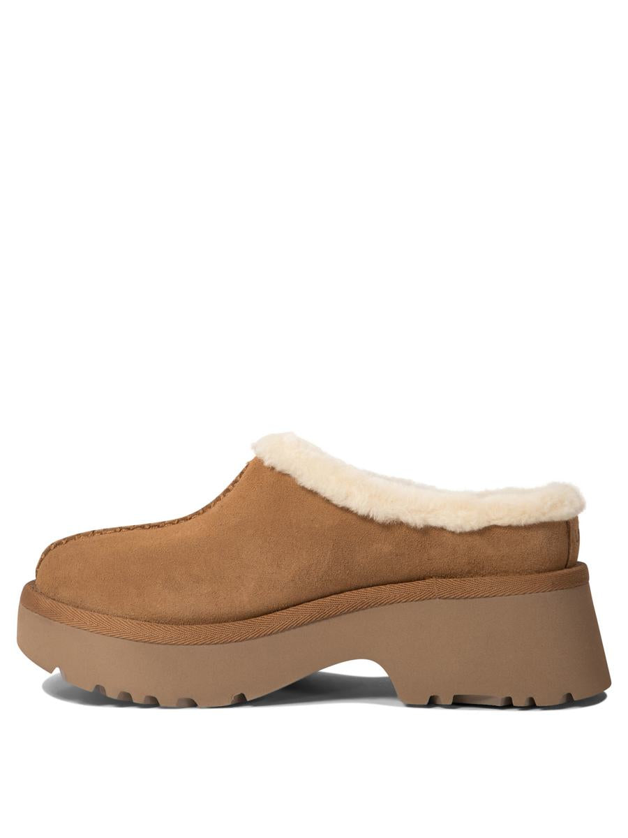 UGG "New Heights Cozy" Sabot