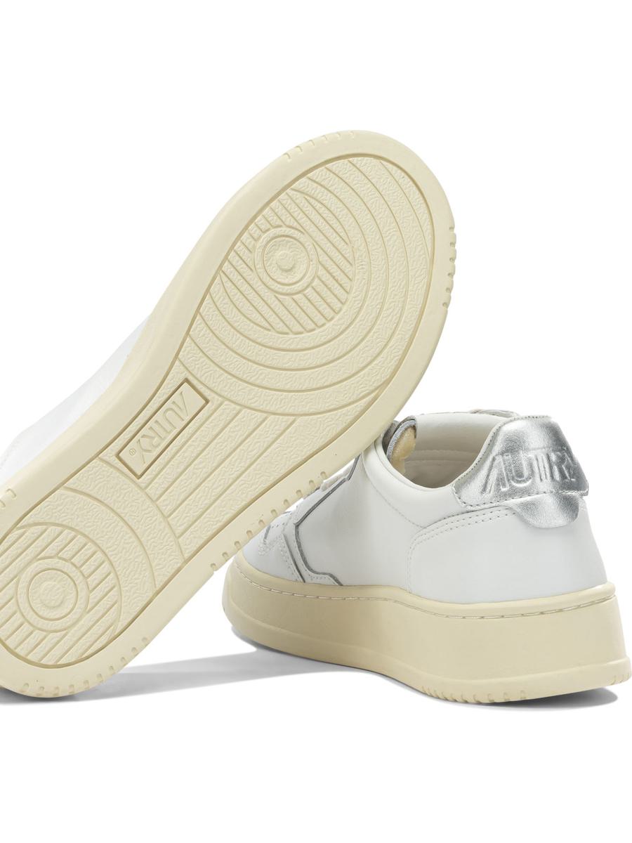 Autry "Medalist Low" Sneakers
