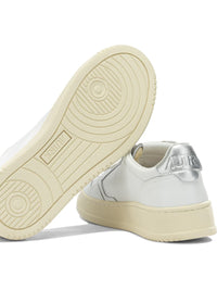 Autry "Medalist Low" Sneakers