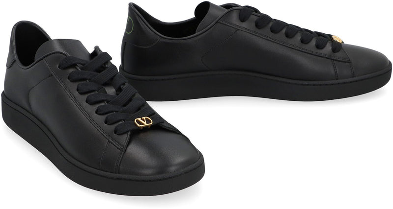 Valentino Garavani Royco Leather Low-Top Sneakers