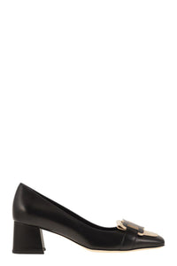 Tod'S Leather Pumps With Chain