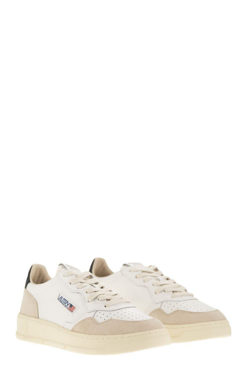 Autry Medalist Low - Leather And Suede Sneakers