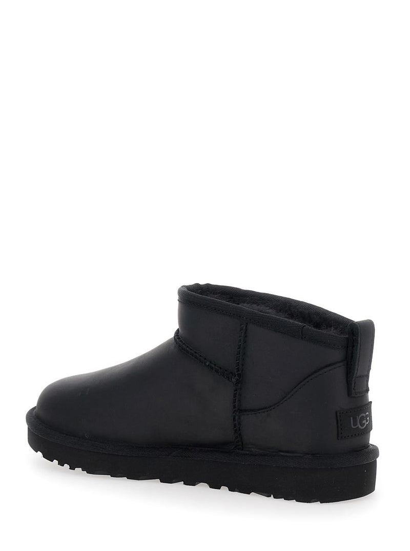 'Classic Ultra Mini' Black Ankle Boots With Shearling Lining In Leather Woman