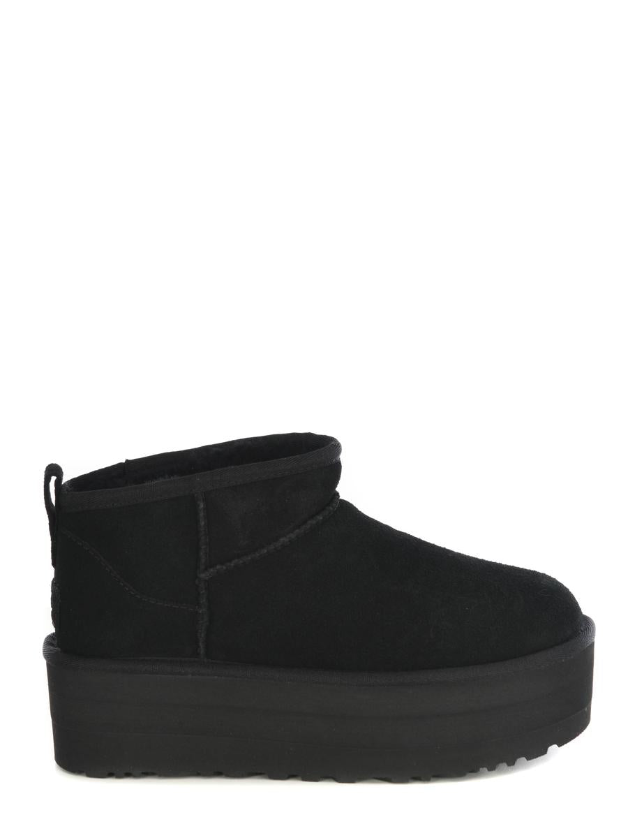 UGG Boots  "Classic Ultra Mini Con Plateau"