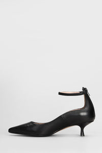 Anna F. Pumps