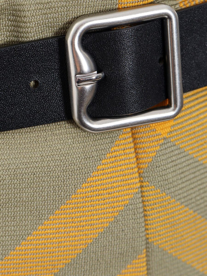 burberry-skirt-1765534562008644089-3