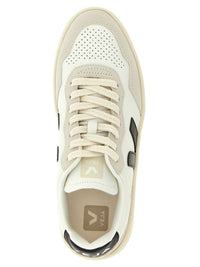 Veja 'V-90' Sneakers