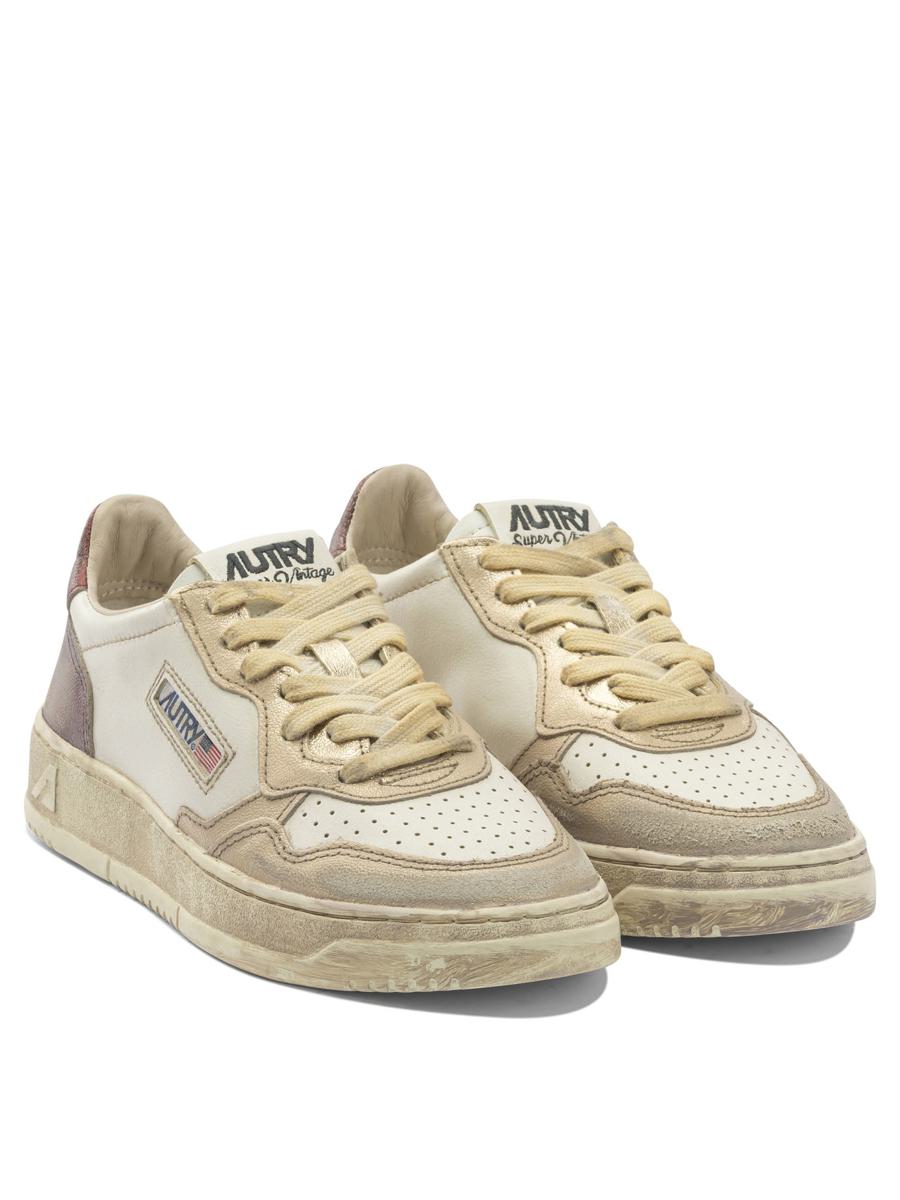 Autry "Medalist Low Super Vintage" Sneakers