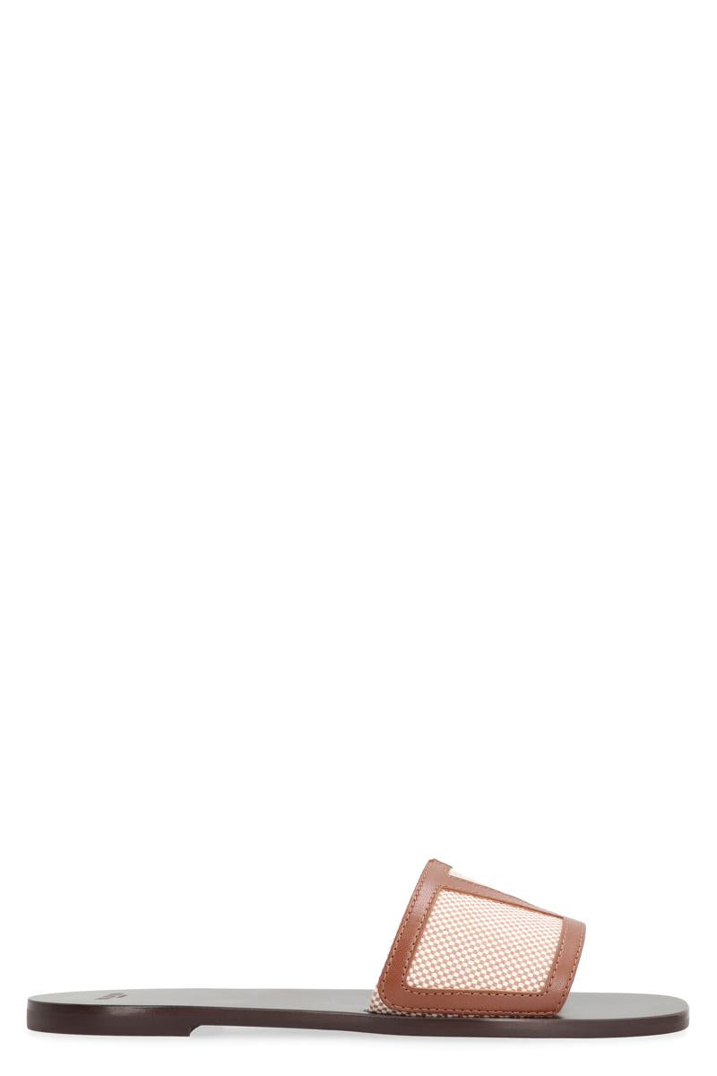 Valentino Garavani Viva Superstar Slides