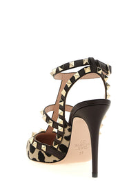 Valentino Garavani Valentino Garavani 'Rockstud' Pumps