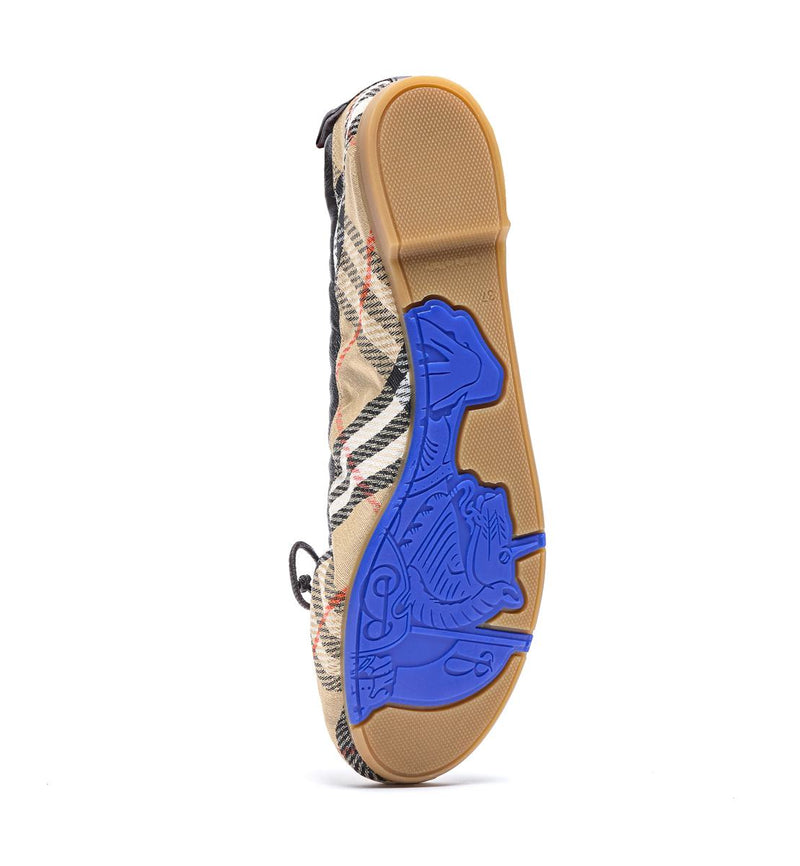 Burberry Flat Shoes