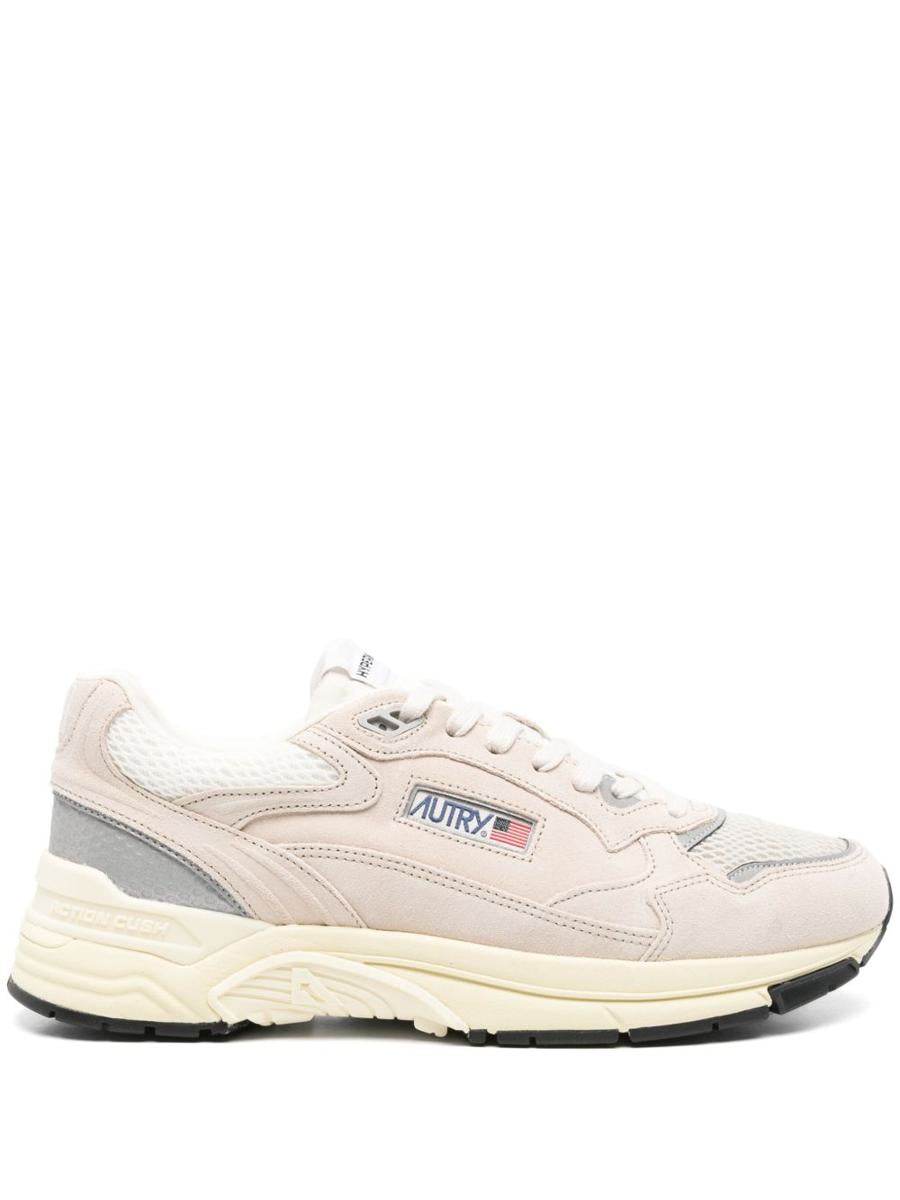 Autry Medalist Sneakers In Beige With Suede