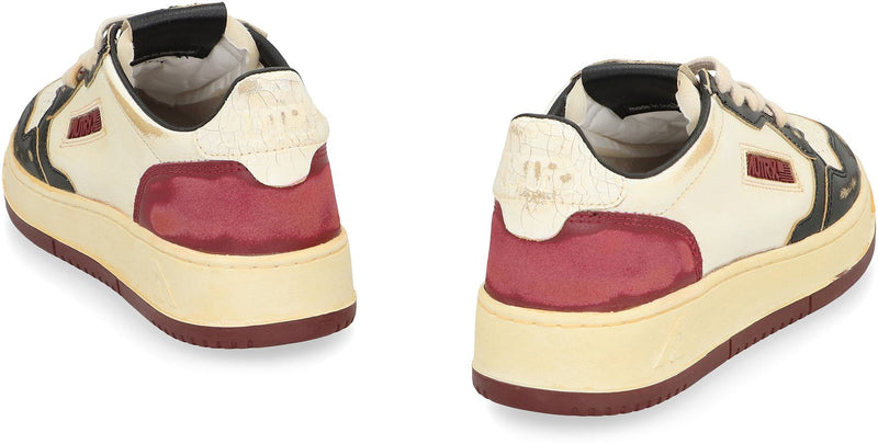 Autry Medalist Low-Top Sneakers