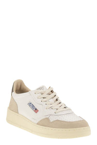 Autry Medalist Low - Leather And Suede Sneakers
