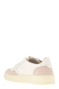 Autry Medalist Low - White Leather And Suede Sneakers In Powder