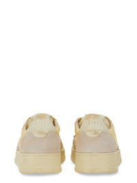 Autry Medalist Low Super Vintage Sneakers