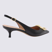 Salvatore Ferragamo Black Leather Sara 40 Pumps