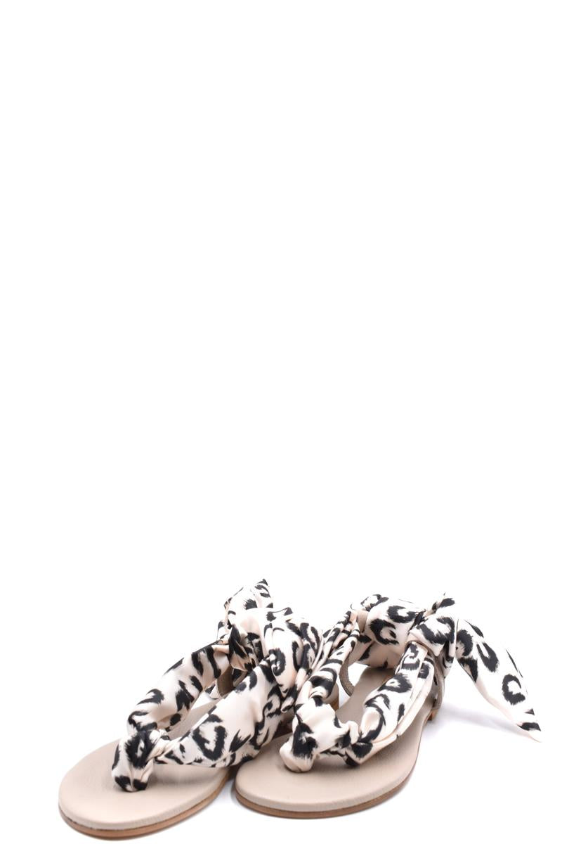 Avec Moderation Flip-Flops