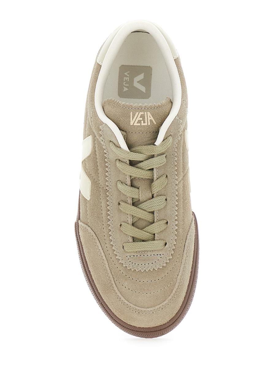 'Panenka' Beige Low Top Sneakers With Logo Patch On The Side And Contrasting Heel With Logo Lettering In Leather Unisex