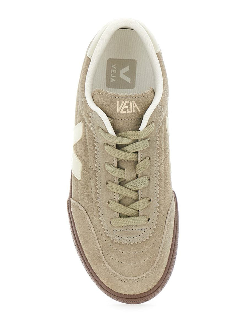 'Panenka' Beige Low Top Sneakers With Logo Patch On The Side And Contrasting Heel With Logo Lettering In Leather Unisex
