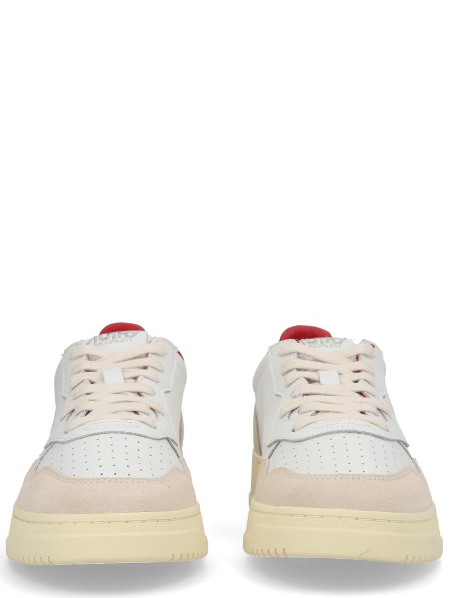 Autry "Medalist Low" Sneaker